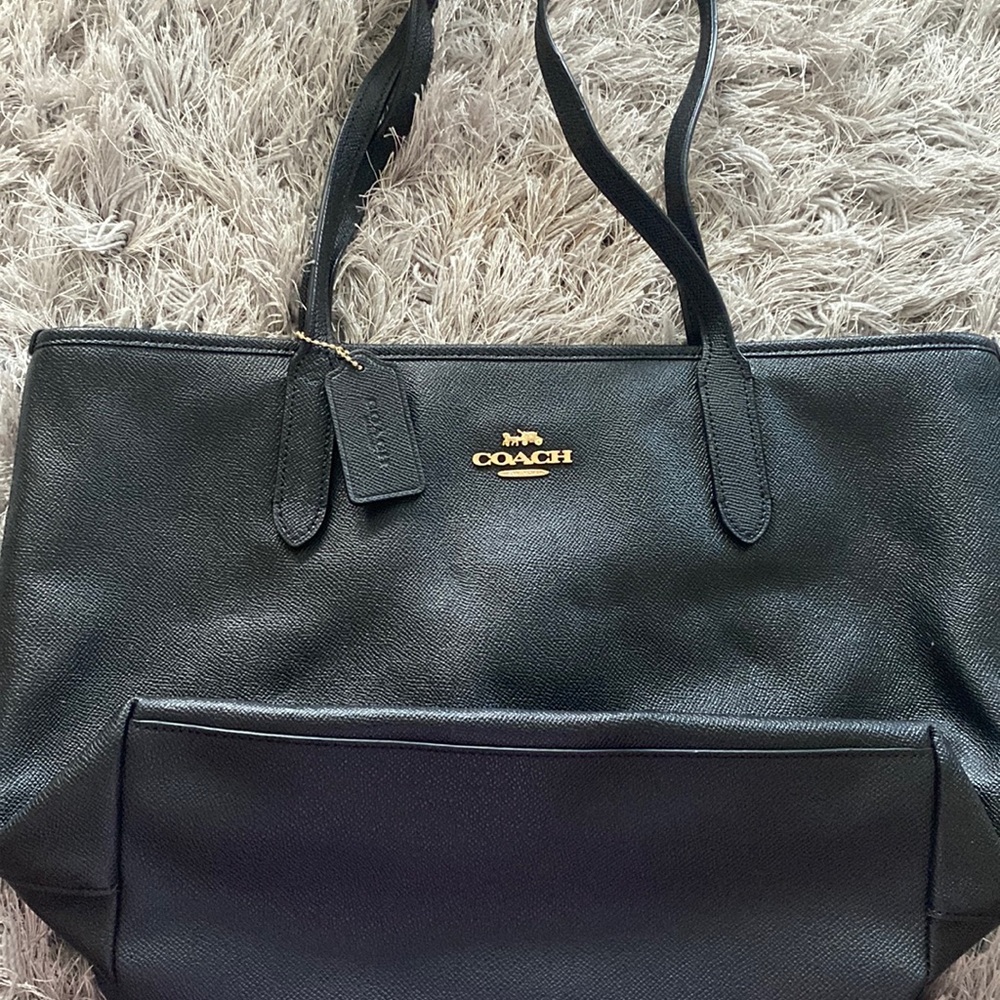 Coach tote black authentic